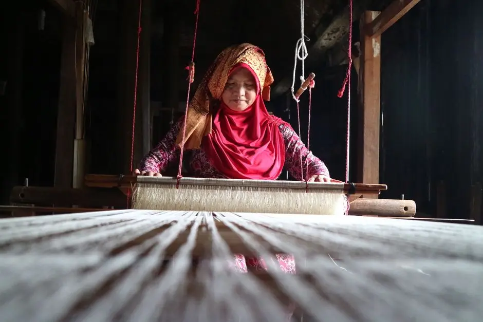 UMKM Lokal Makassar: Menguatkan Usaha dari Lingkungan Sendiri