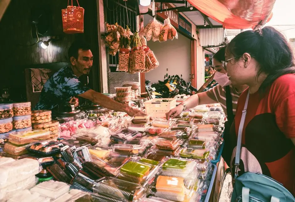 Ilustrasi warung tradisional di Makassar dengan pelanggan